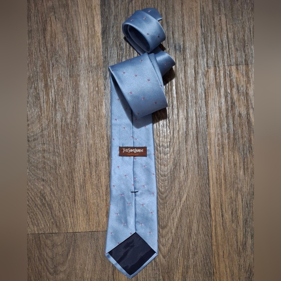 Vintage YSL Yves Saint Laurent Designer Tie. - Picture 2 of 11
